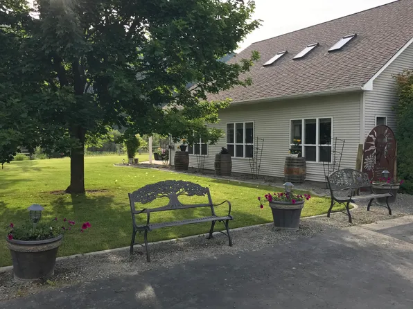 365 Douglas Falls Rd, Colville, WA 99114