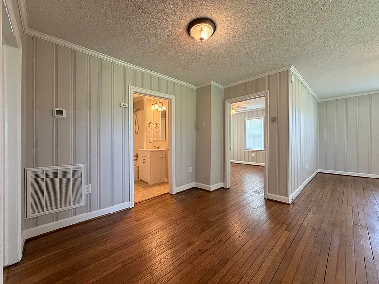 2712 Anthony Rd — Photo 7