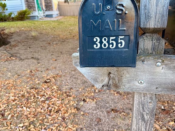 2nd image of 3855 Buckthorn Dr