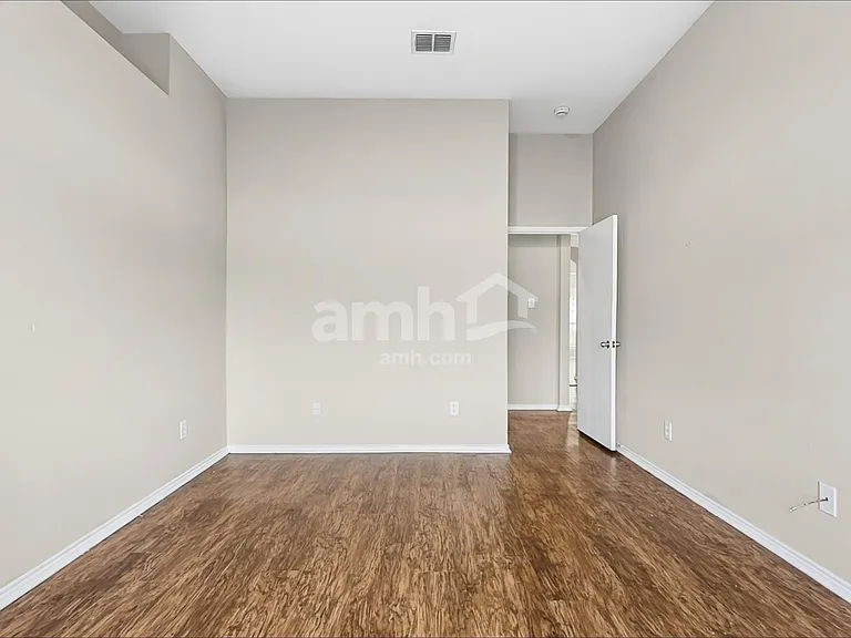 1613 Bob Dr — Photo 8