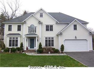 2 Allen Ct, Norwalk, CT 06851