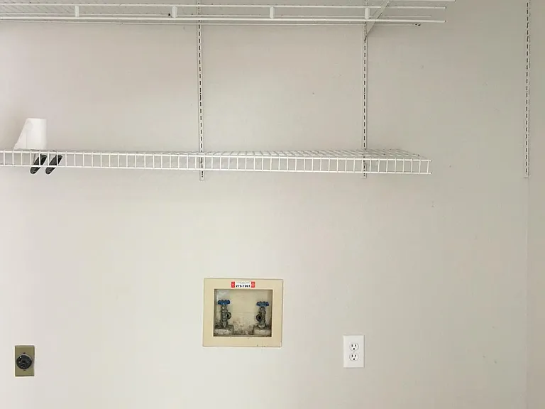 6408 Brookbriar Ct — Photo 11