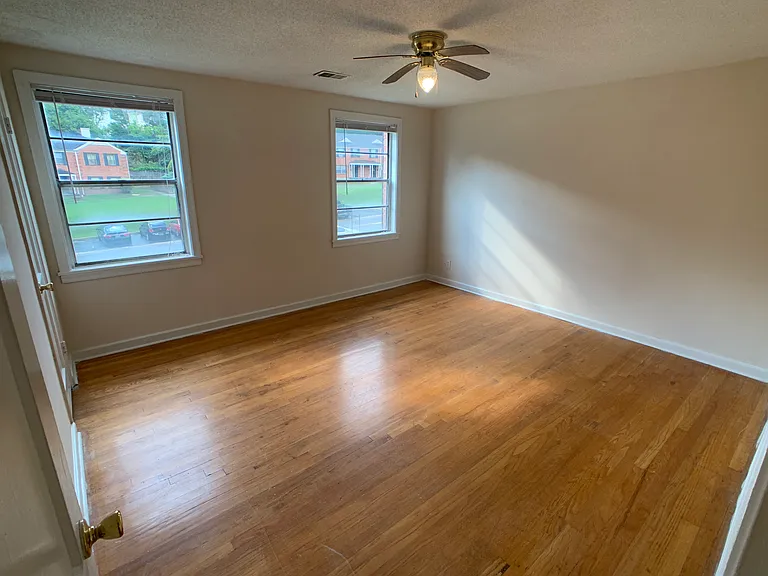 1662 Valley Ave — Photo 39