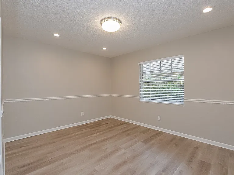 15709 Squirrel Tree Pl — Photo 13