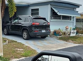 10845 75th Pl, Seminole, FL 33772
