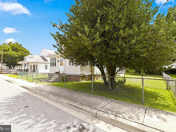 4th image of 309 Doris Ave