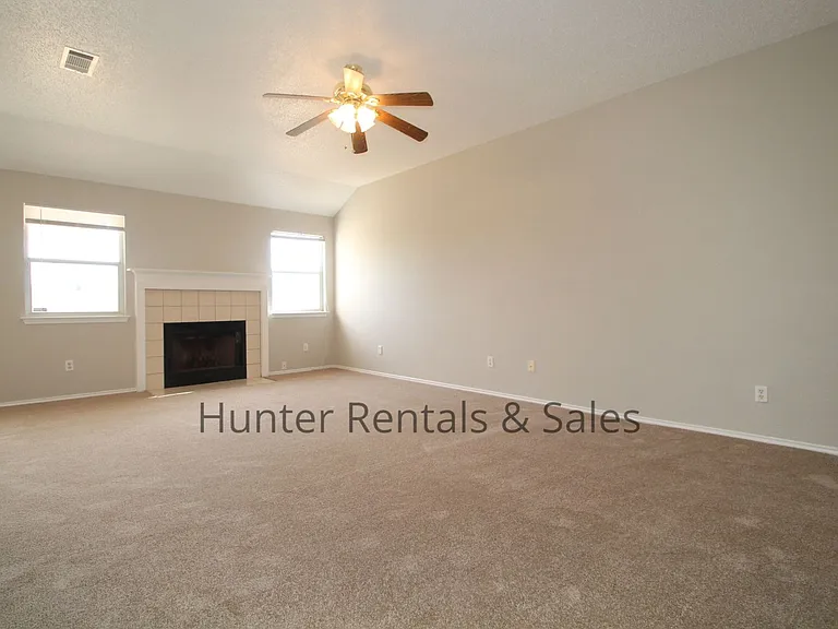 3203 Dorothy Jane Dr — Photo 3