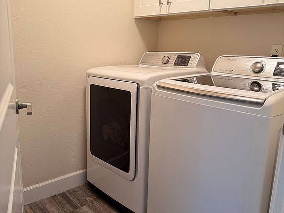 4th image of 7001 W 33rd Pl