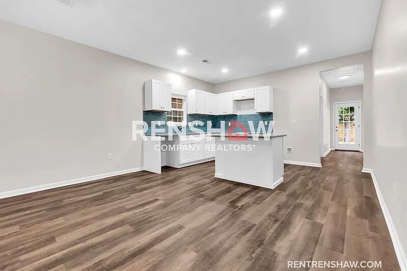 4 bed, 2.0 bath, 6098 sqft, $1,700 — Photo 3