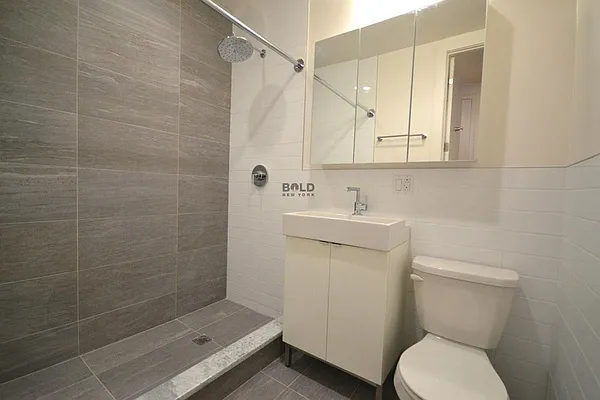 Rented by Bold New York | media 36