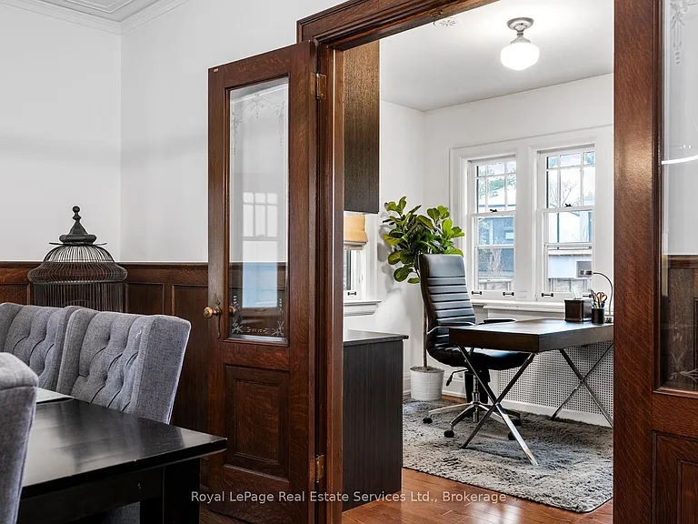 28 Thompson Ave — Photo 18