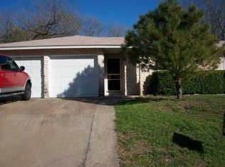 831 Sussex Dr, Austin, TX 78745