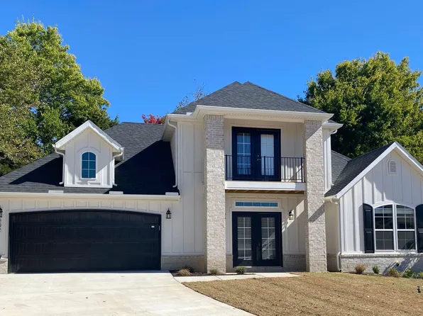 2021 N Penelope Ln, Fayetteville, AR 72701