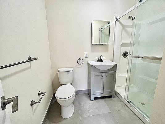 5th image of 61-37 166th St Floor 3