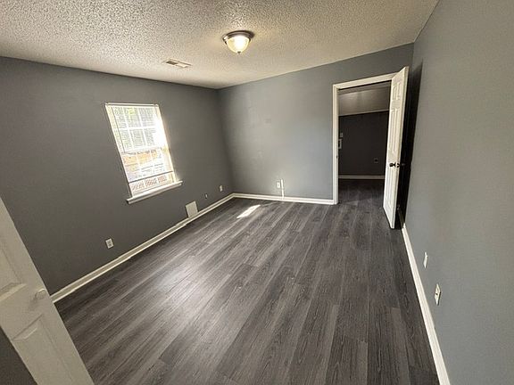 4th image of 1416 Cypress St SE