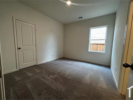 1230 Lambert Dr #L — Photo 12