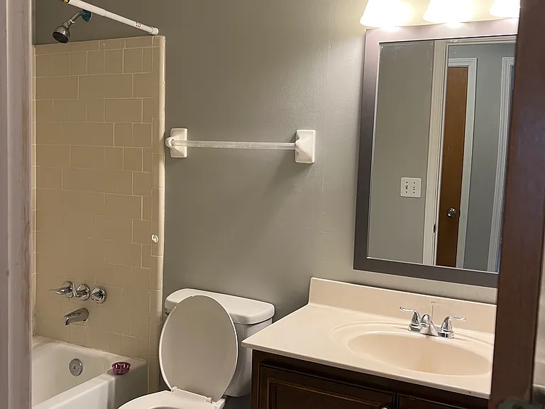 695 Paris Dr — Photo 19