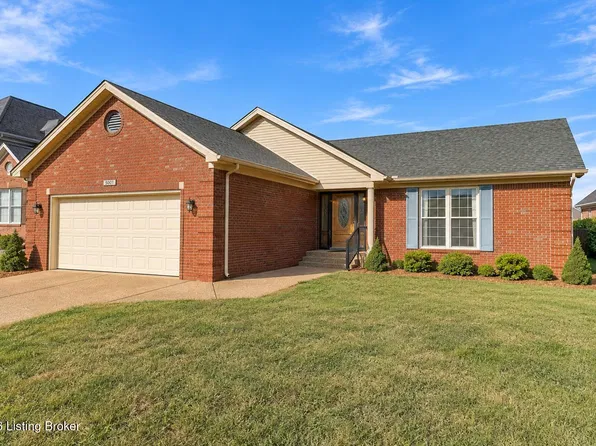 5003 Hunters Point Cir, Louisville, KY 40216