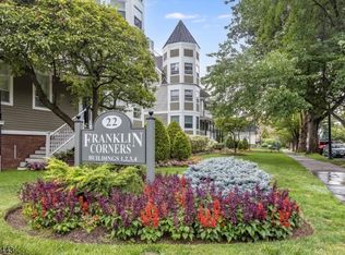 22 Franklin Pl BUILDING 4B, Morristown, NJ 07960