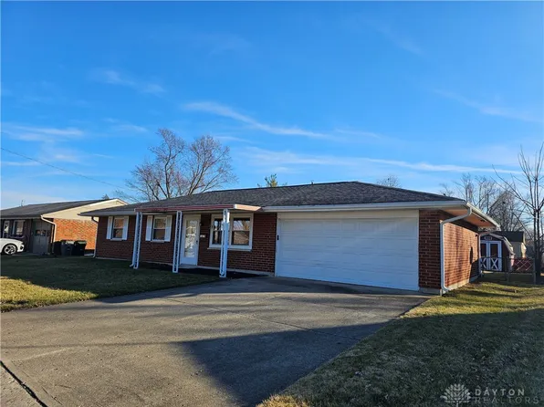 1018 Mystic Ln S, Troy, OH 45373