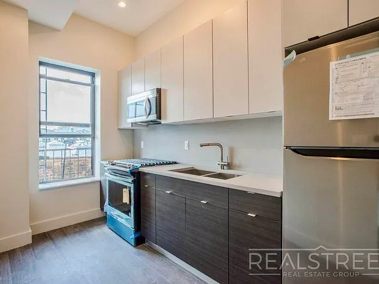 1578 Union St #2C — Photo 4
