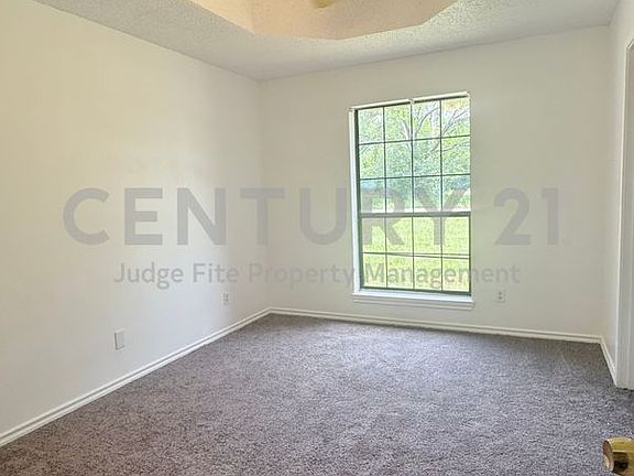 5th image of 211 Anchor Ln