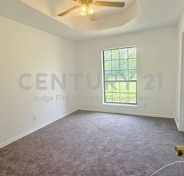 211 Anchor Ln — Photo 5