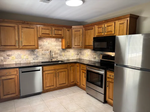 1315 Moice Dr APT 3, Dalton, GA 30720