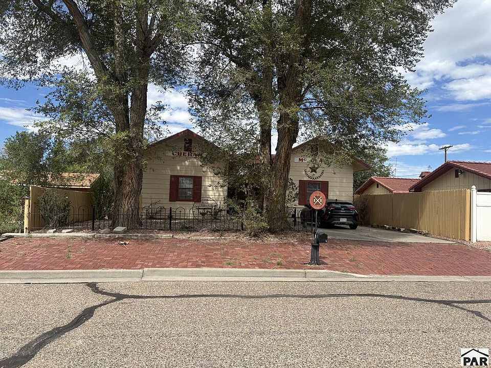 1st image of 1213 E 4th St