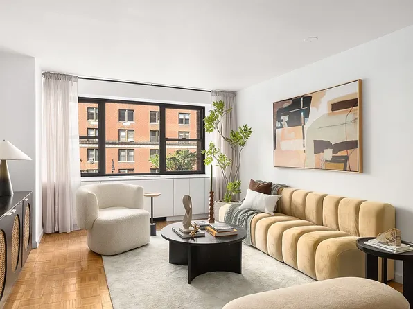 111 E 85th St #3A, New York, NY 10028