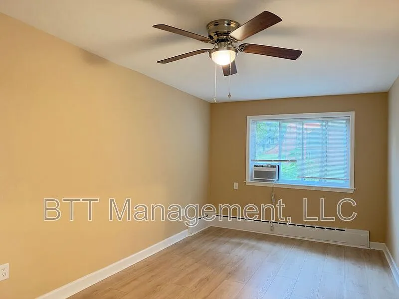 1 bed, 1.0 bath, 600 sqft, $1,375 — Photo 2