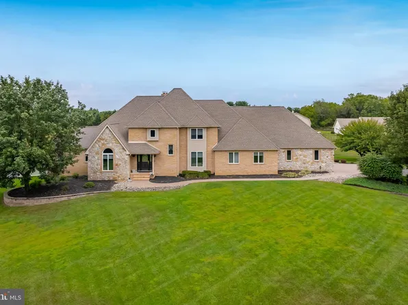 235 Bishop Rd, Mullica Hill, NJ 08062