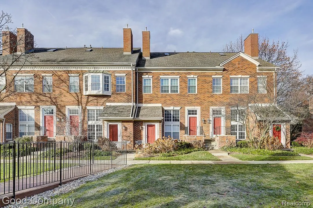 1509 Chesapeake photo 1