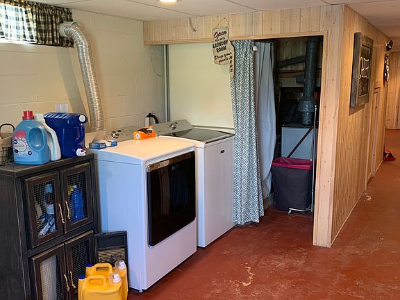 Mud Room/Laundry Room