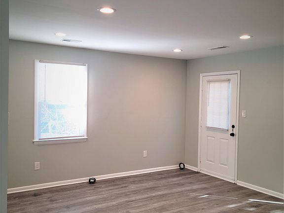 4th image of 9525 Banes St Floor 2
