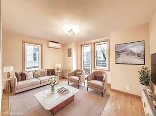 7826 79th St, Ridgewood, NY 11385