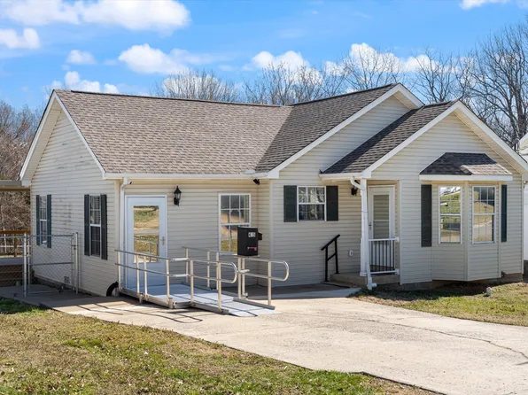 415 Norfolk Dr, La Vergne, TN 37086