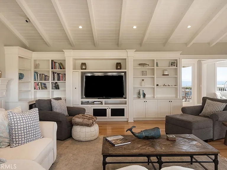 407 Mendoza Ter — Photo 25