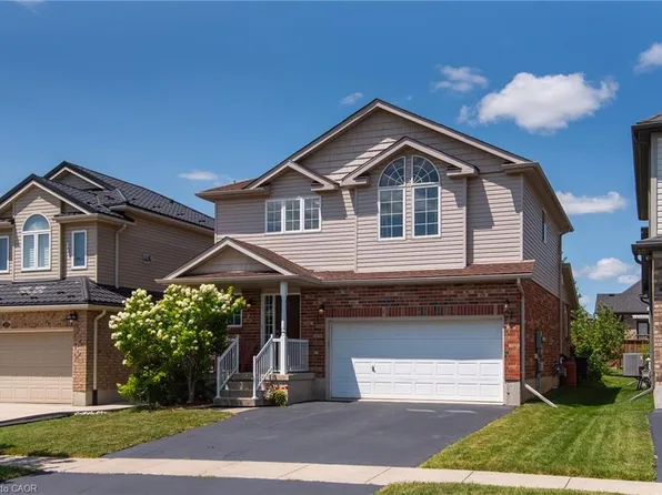 24 Joseph Lichti Ln, Wilmot, ON N3A 4S3