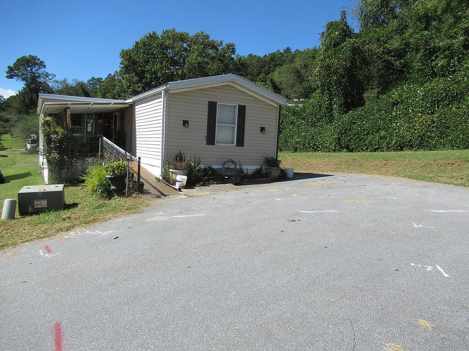 1st image of 80 W End Dr