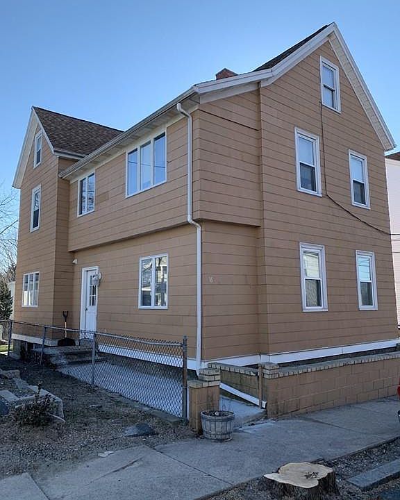 1st image of 16 Park St #1