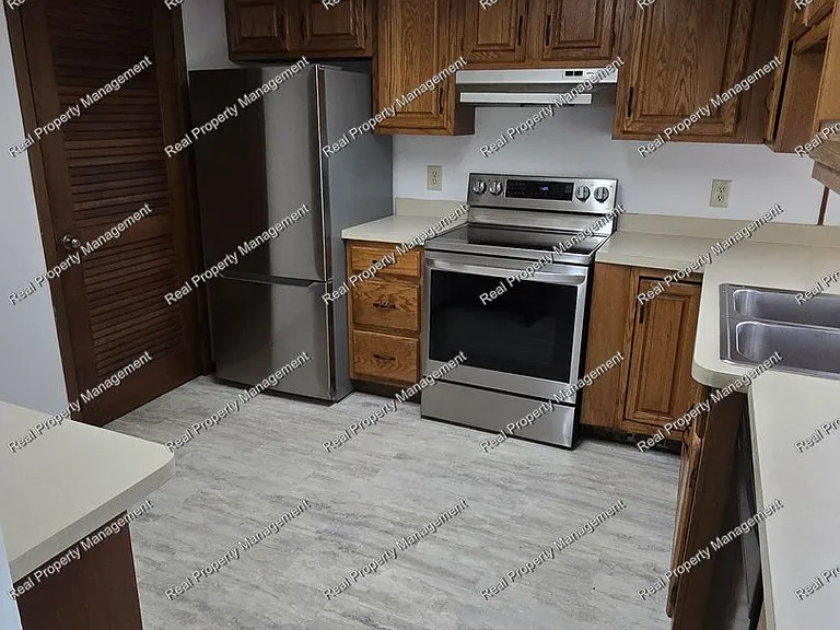 1315 Brookside Dr #A — Photo 5