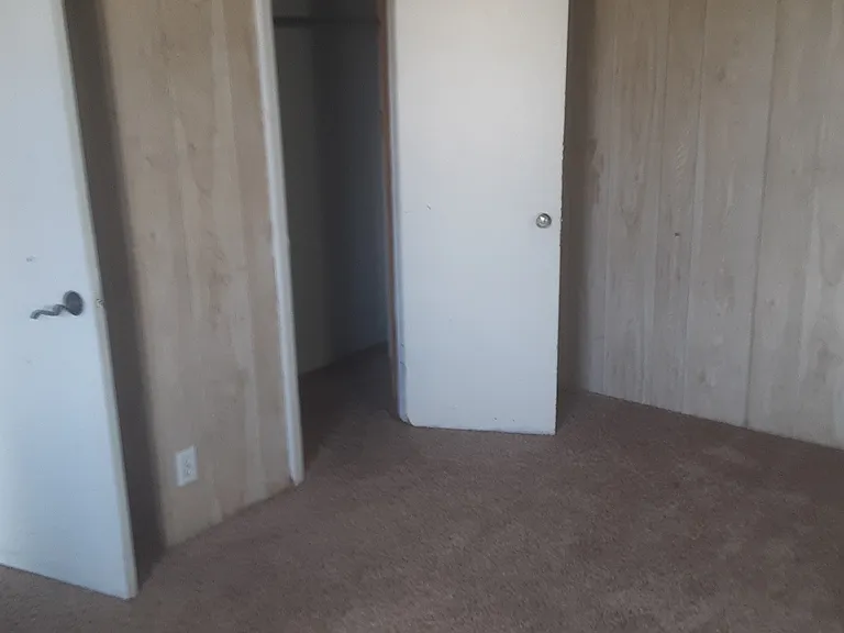 703 Delaware St — Photo 5