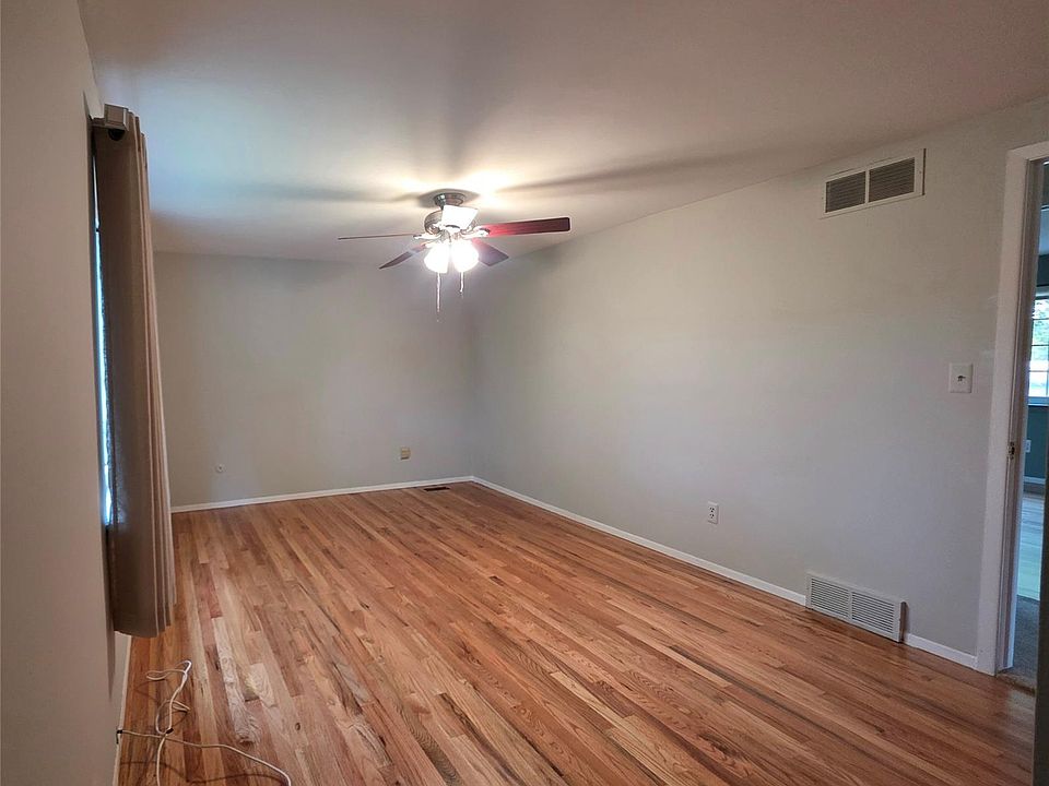 14434 Royal Dr, photo 16