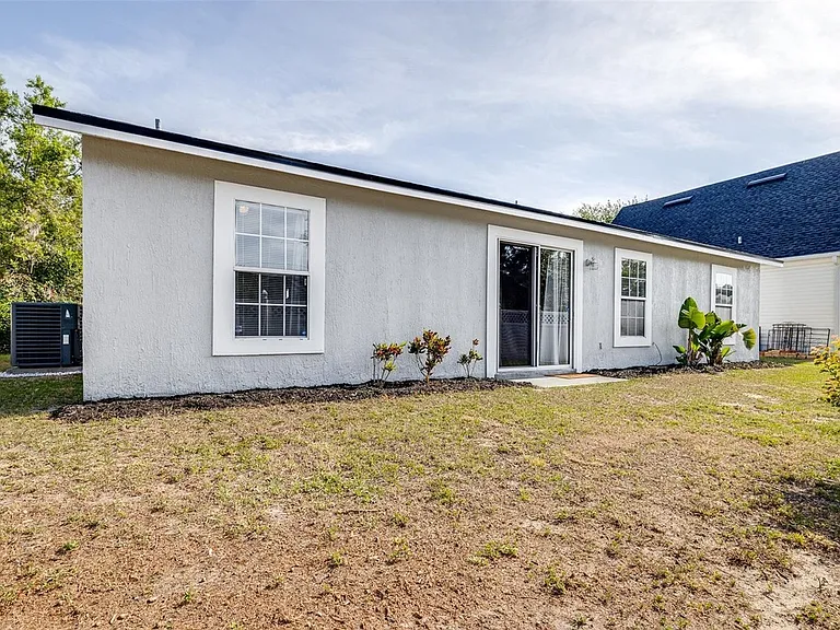 227 Madalyn Ct — Photo 32