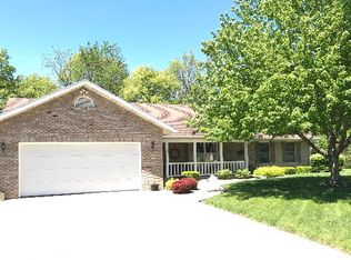 7 Sheffield Pl, Danville, IL 61834
