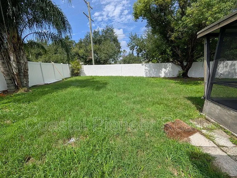 1331 Coolridge Dr — Photo 26
