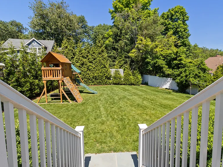 9 Deluca Dr — Photo 26