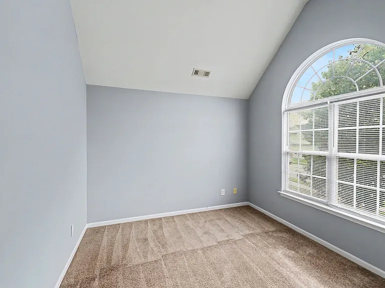 10521 Barvas St — Photo 31