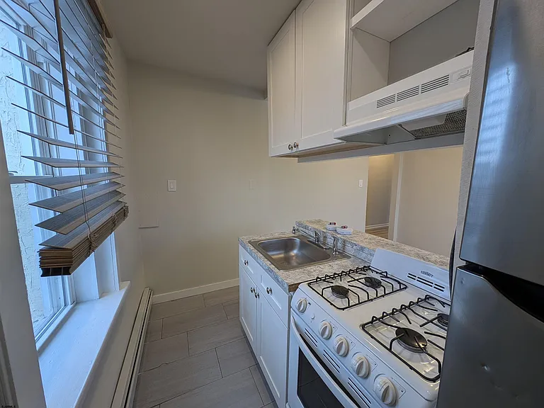 46 N Connecticut Ave — Photo 10